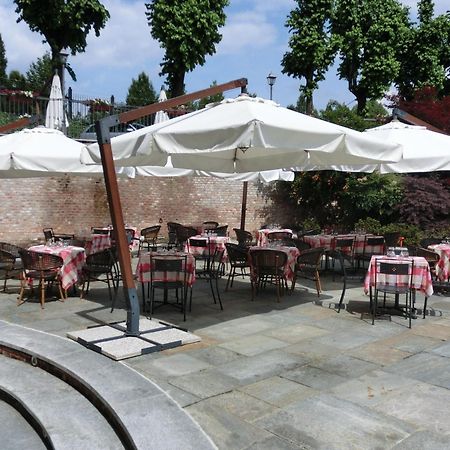 Hotel Cascina Di Corte Венария Реале Екстериор снимка